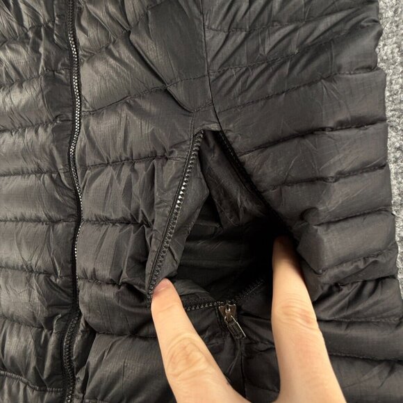 Women's Black Quilted Jacket - Picture 9 of 16